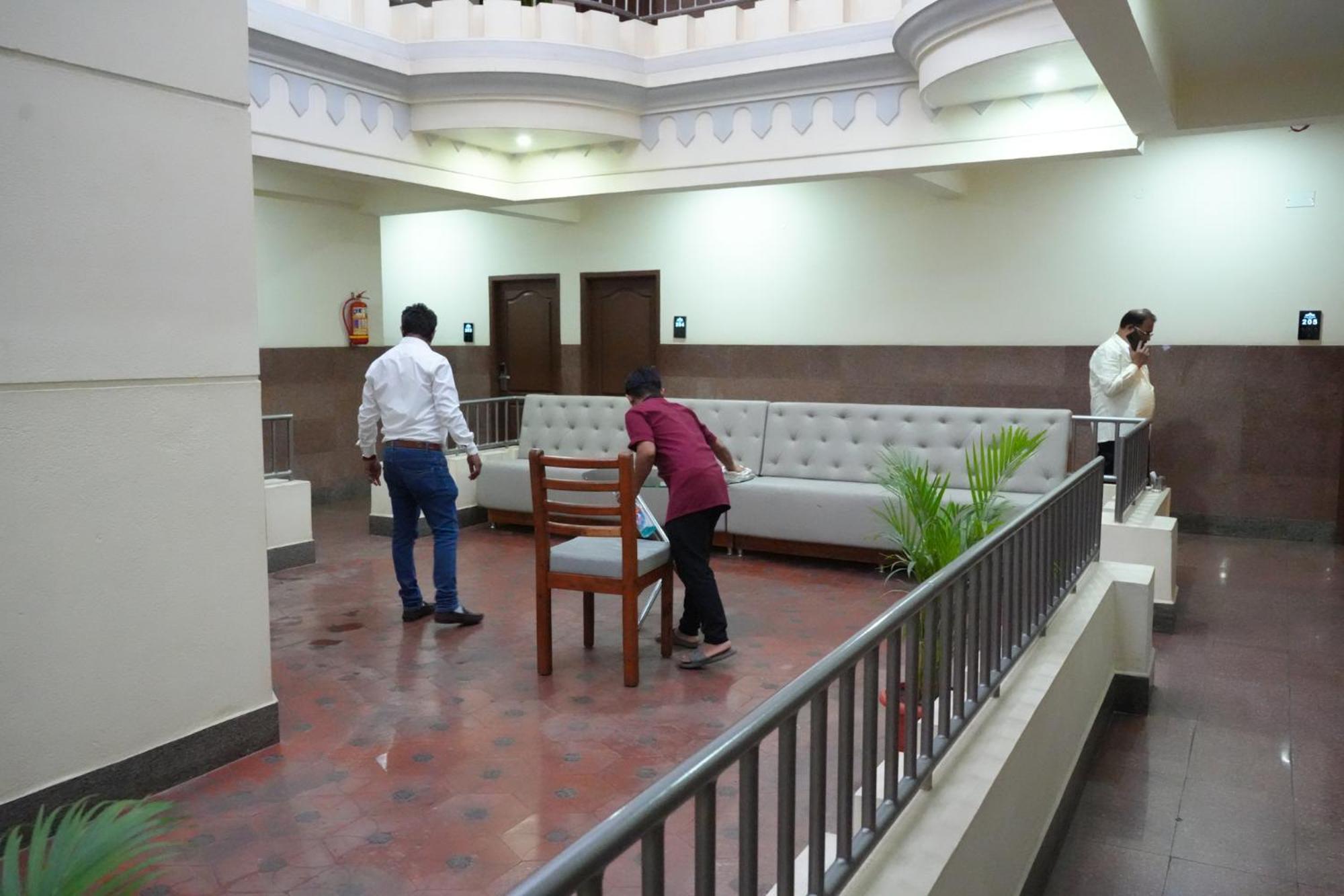 Sri Sai Residency Tumkur Exterior foto